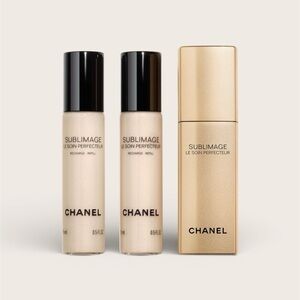 CHANEL
SUBLIMAGE LE SOIN
PERFECTOR Moisturizer,
Primer & Illuminator